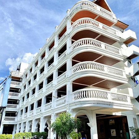 H.R.K.Resort Patong Exterior photo