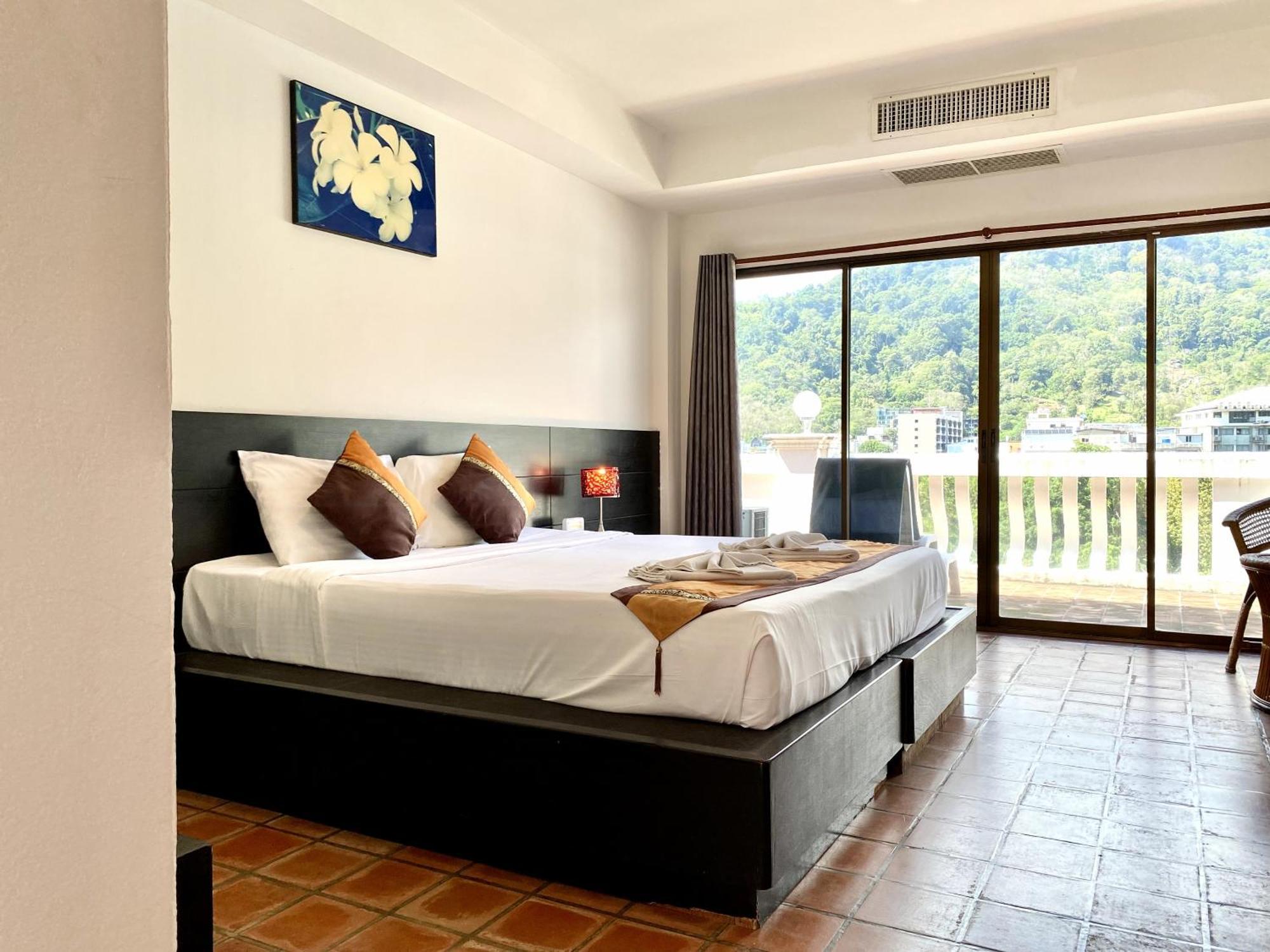 H.R.K.Resort Patong Exterior photo