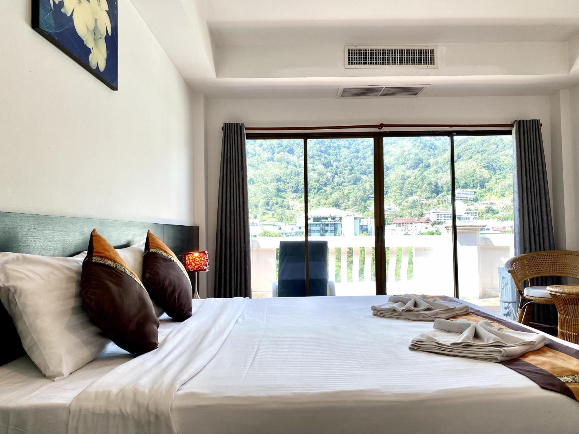H.R.K.Resort Patong Exterior photo