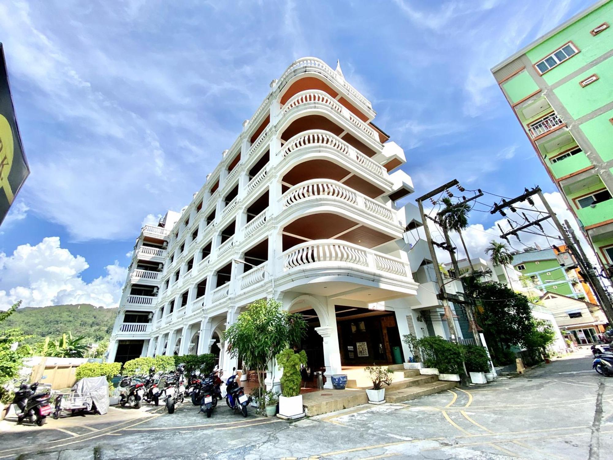 H.R.K.Resort Patong Exterior photo